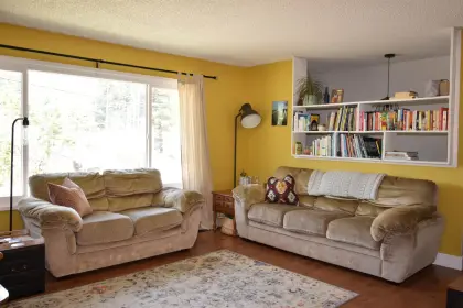 660 Ogilvie Road, Hope, BC, Hope — Single Family Residence for sale