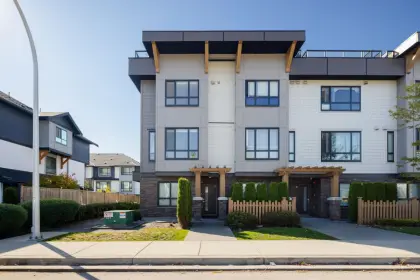 10 19670 55a Avenue, Langley, BC, Langley — Townhouse for sale