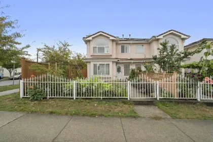 6208 Beatrice Street, Vancouver, BC, Vancouver — Half Duplex for sale