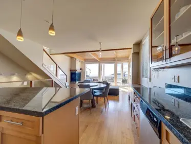 6494 Ember Place, Sechelt, BC, Sechelt — Townhouse for sale