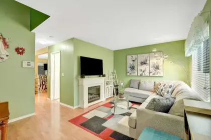 9384 131a Street, Surrey, BC, Surrey — Half Duplex for sale