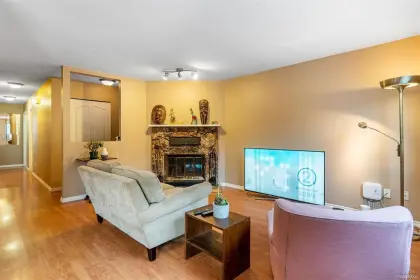 1951 Coquitlam Avenue, Port Coquitlam, BC, Port coquitlam — Single Family Residence for sale