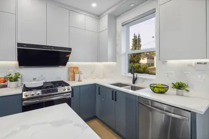 5392 Dumfries Street, Vancouver, BC, Vancouver — Half Duplex for sale