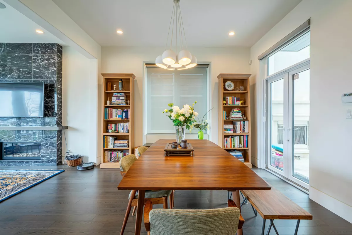 Breakfast Nook Photo of 4350 Locarno Crescent, Vancouver, BC