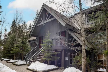 4 4890 Painted Cliff Road, Whistler, BC, Whistler — Townhouse for sale