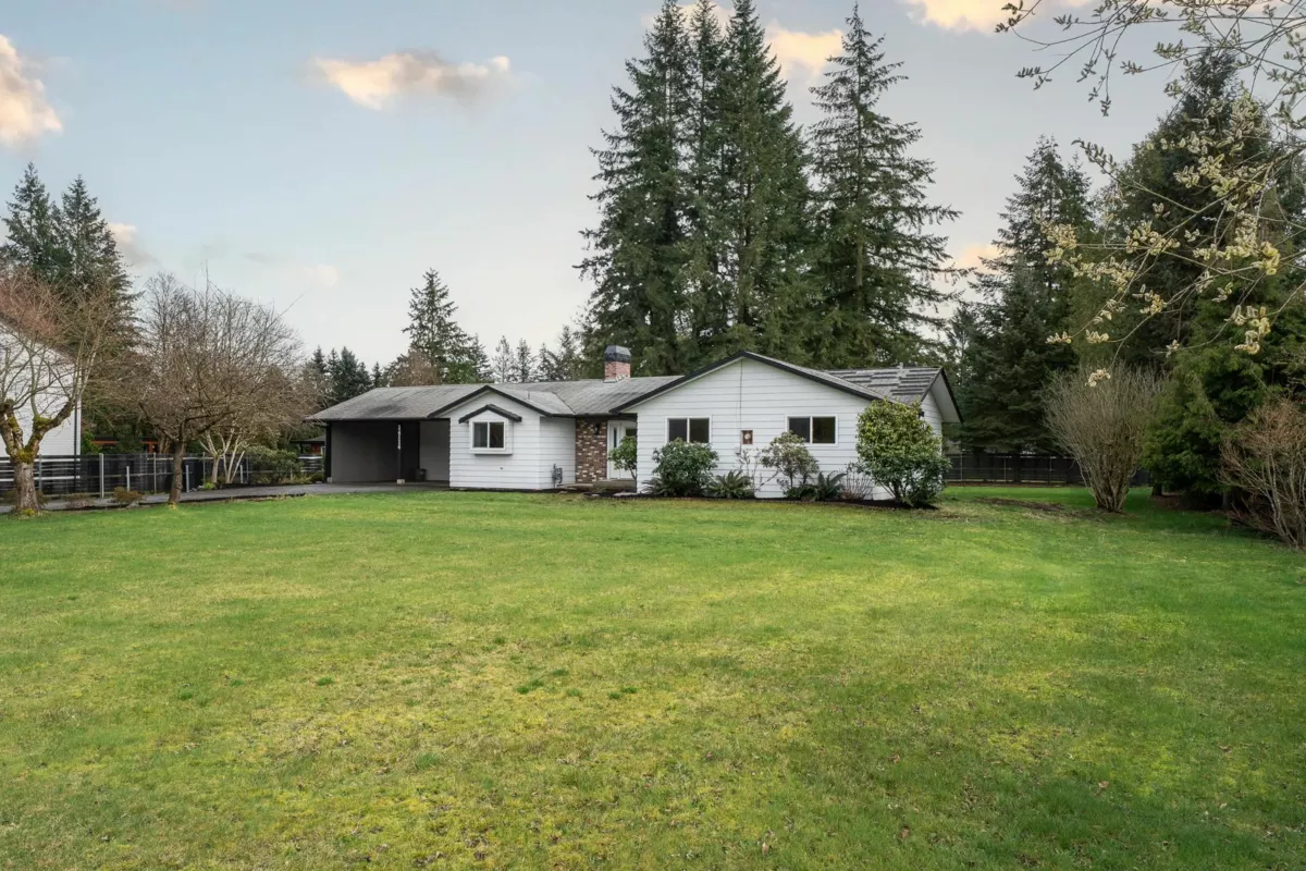 Exterior Front Photo of 24114 56 Avenue, Langley, BC