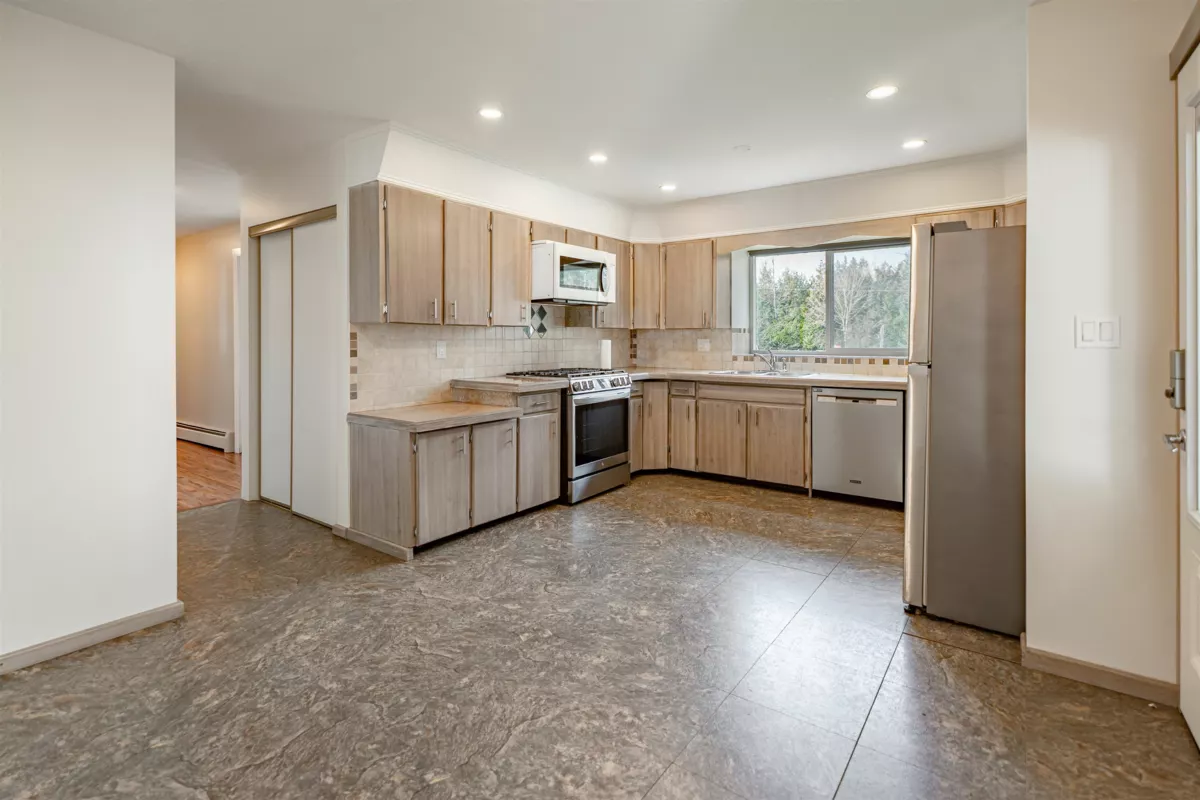 Family Room Photo of 24114 56 Avenue, Langley, BC