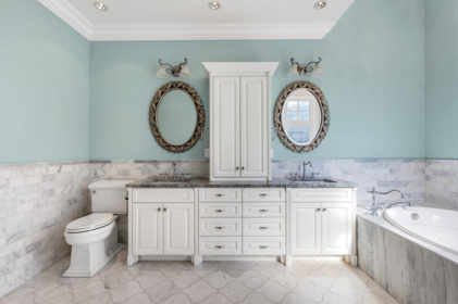 Mudroom Photo of 738 W 54th Avenue, Vancouver, BC