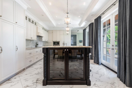 Kitchen Photo of 738 W 54th Avenue, Vancouver, BC