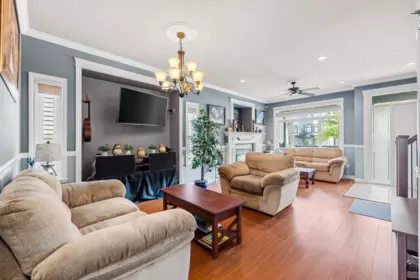 19333 72 Avenue, Surrey, BC, Surrey — Single Family Residence for sale