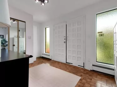 6272 Bryant Street, Burnaby, BC, Burnaby — Single Family Residence for sale
