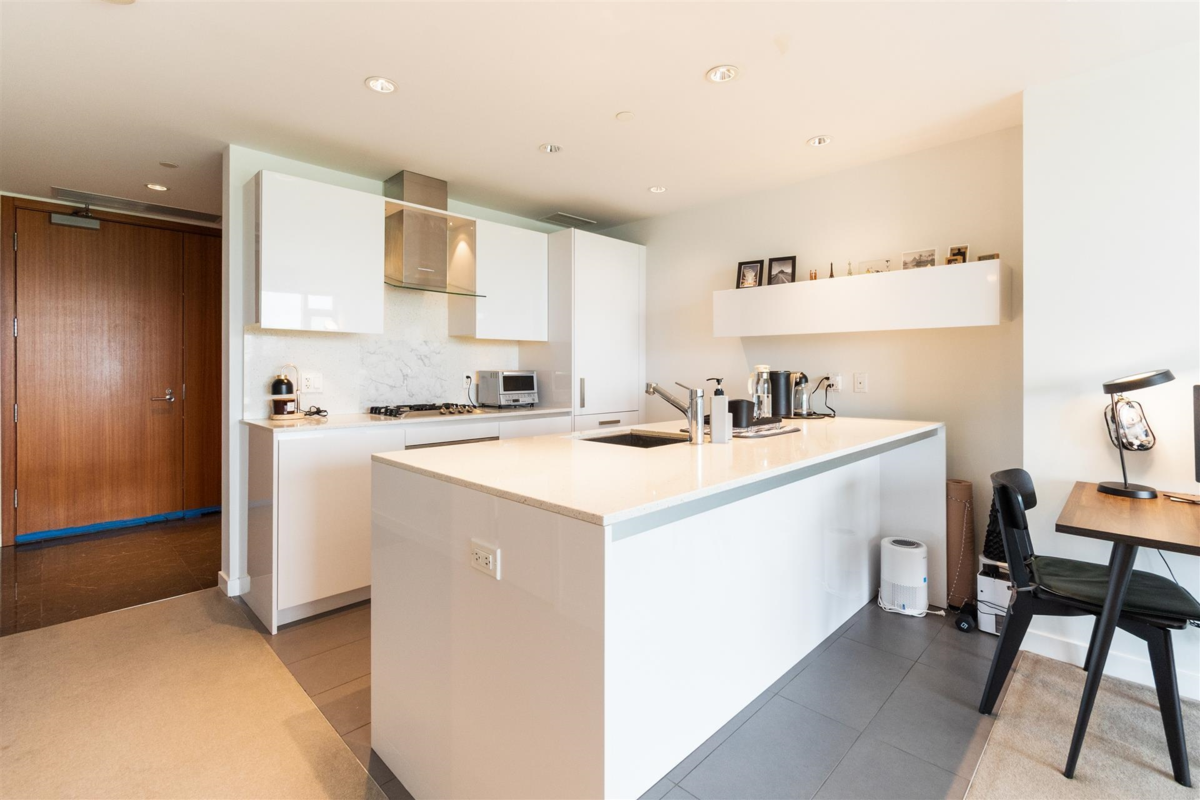 Family Room Photo of 403 5111 Brighouse Way, Richmond, BC