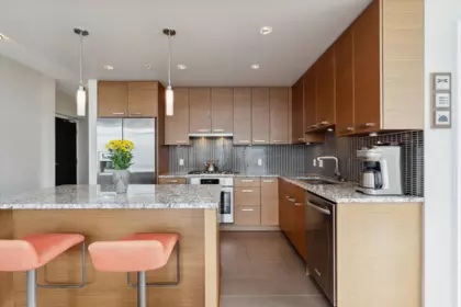 1802 6188 Wilson Avenue, Burnaby, BC, Burnaby — Apartment/Condo for sale