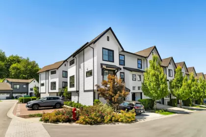 82 7967 197 Street, Langley, BC, Langley — Townhouse for sale