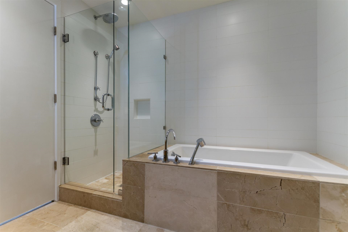 Bedroom 3 Photo of 200 866 Arthur Erickson Place, West Vancouver, BC