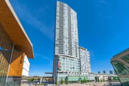 4704 13495 Central Avenue, Surrey, BC, Surrey — Apartment/Condo for sale