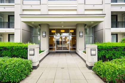 211 7138 Collier Street, Burnaby, BC, Burnaby — Apartment/Condo for sale