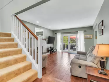 3970 Phyllis Road, North Vancouver, BC, North Vancouver — Single Family Residence for sale