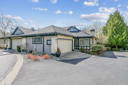 33 17917 68 Avenue, Surrey, BC, Surrey — Townhouse for sale