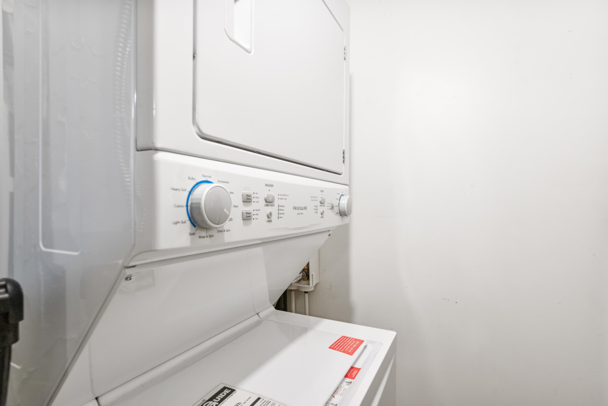 Laundry Room Photo of 13209 232 Street, Maple Ridge, BC