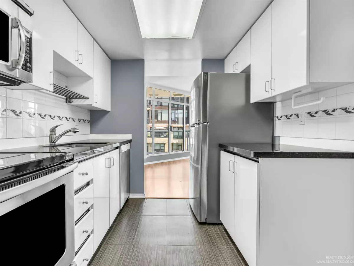 Bedroom 3 Photo of 903 130 E 2nd Street, North Vancouver, BC