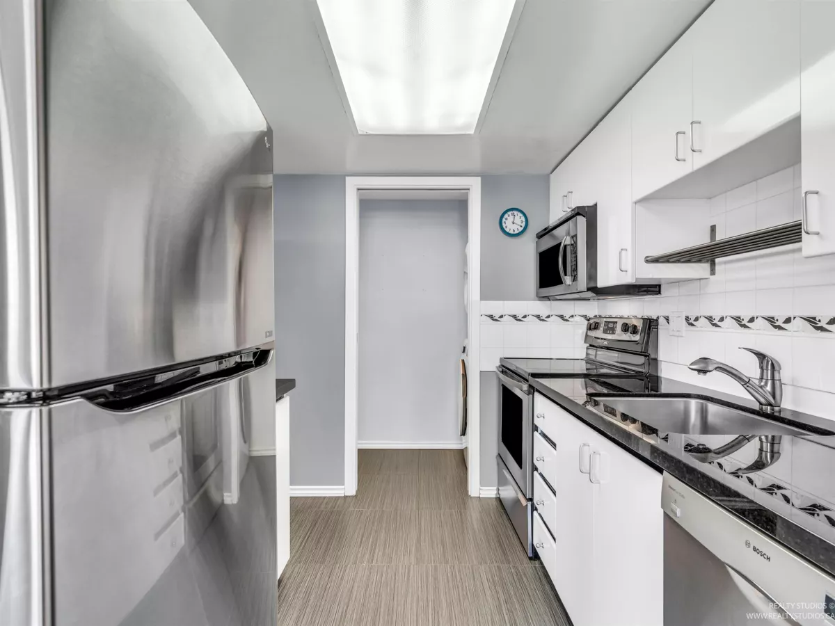 Bedroom 4 Photo of 903 130 E 2nd Street, North Vancouver, BC