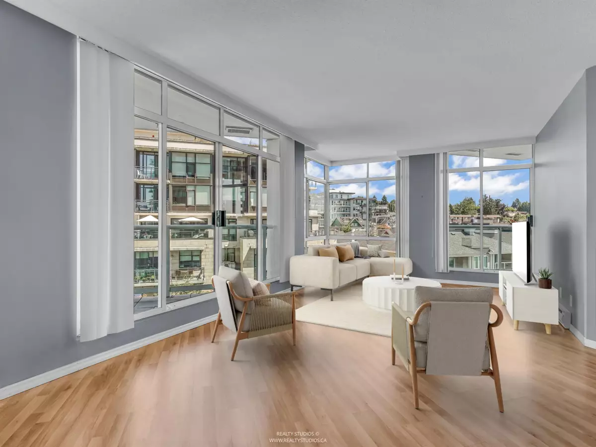 Breakfast Nook Photo of 903 130 E 2nd Street, North Vancouver, BC