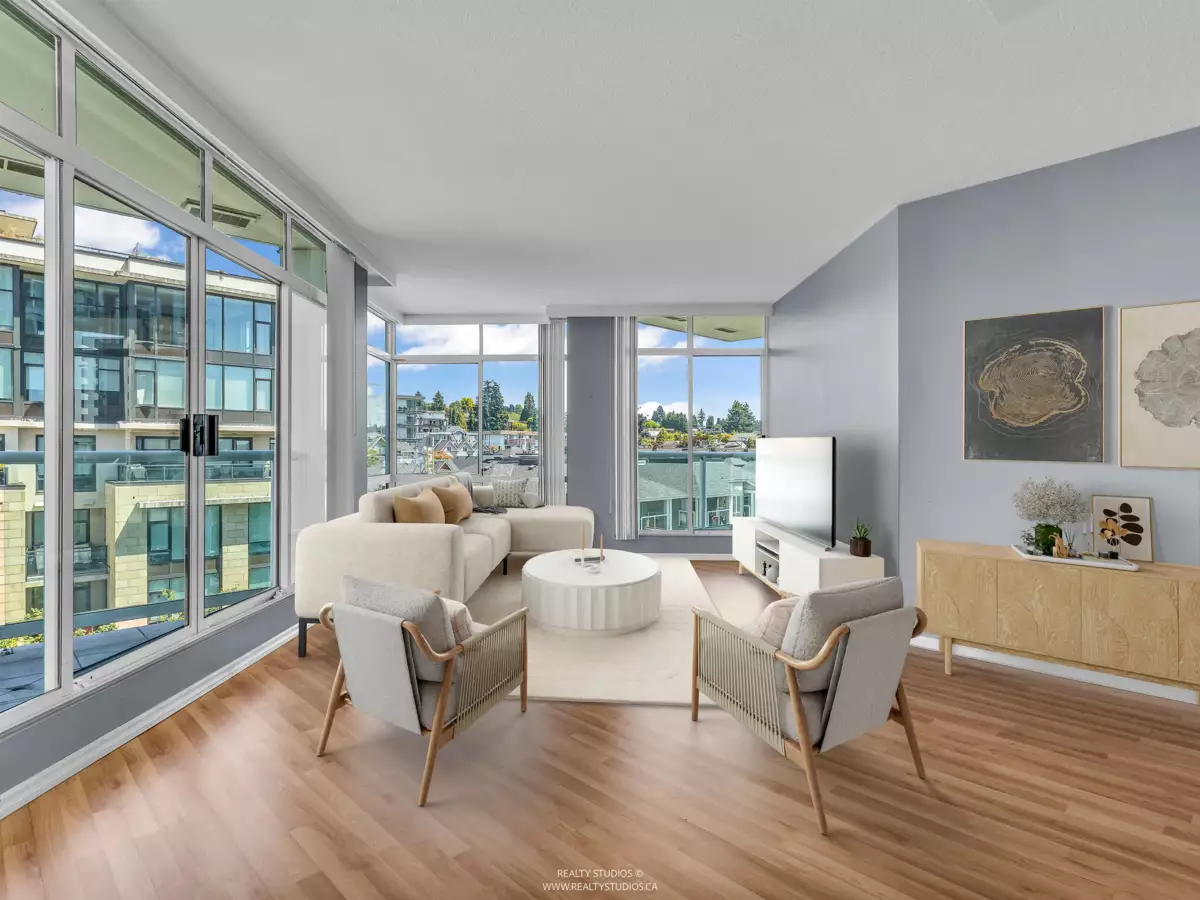 Kitchen Island Photo of 903 130 E 2nd Street, North Vancouver, BC