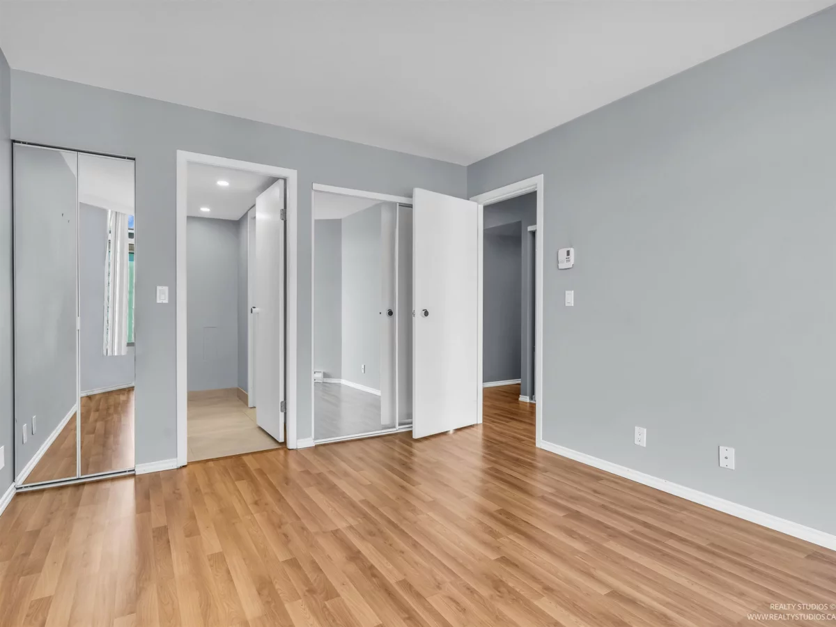 Outdoor Patio Photo of 903 130 E 2nd Street, North Vancouver, BC