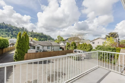 Breakfast Nook Photo of 1 45821 Thomas Road, Chilliwack, BC