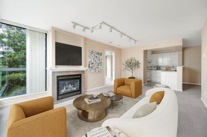 301 4788 Hazel Street, Burnaby, BC, Burnaby — Apartment/Condo for sale