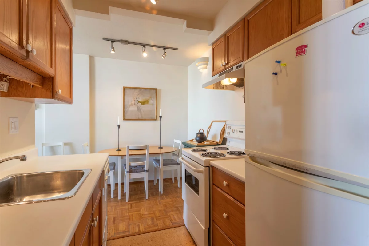 Bedroom 4 Photo of 904 1850 Comox Street, Vancouver, BC