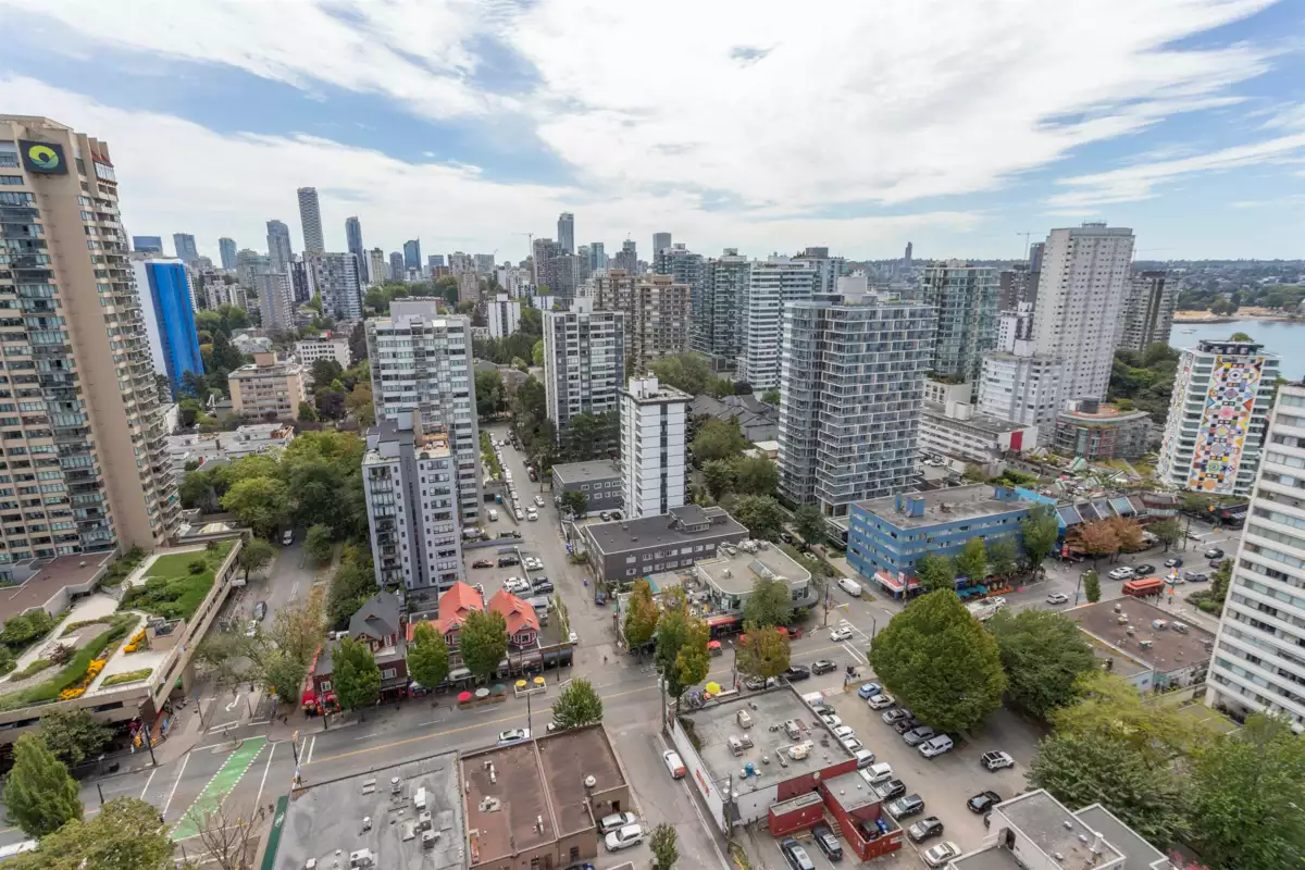 Outdoor Deck Photo of 904 1850 Comox Street, Vancouver, BC