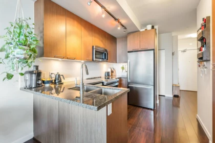 305 2008 E 54th Avenue, Vancouver, BC, Vancouver — Apartment/Condo for sale