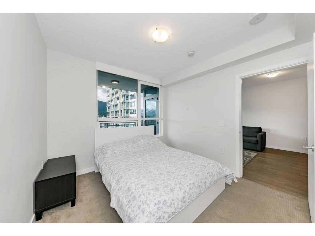 Guest Bathroom Photo of 1401 112 E 13th Street, North Vancouver, BC