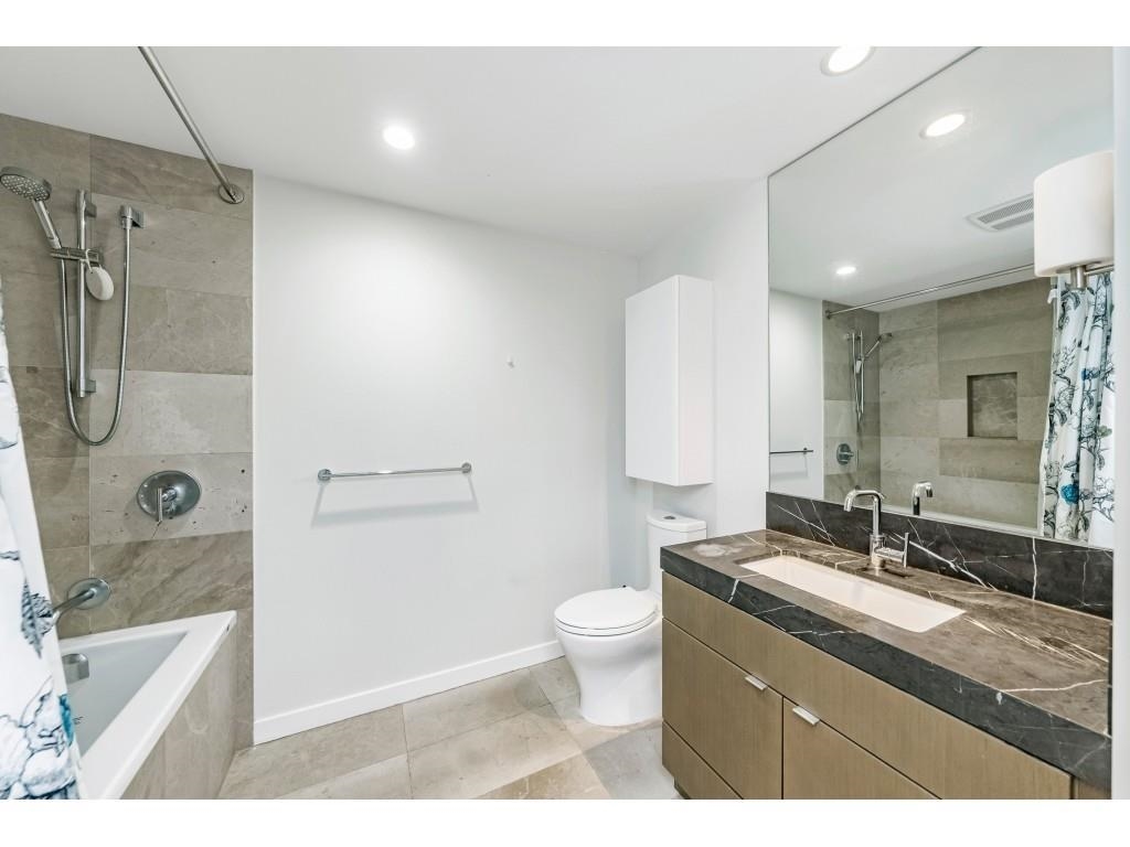 Loft / Bonus Room Photo of 1401 112 E 13th Street, North Vancouver, BC