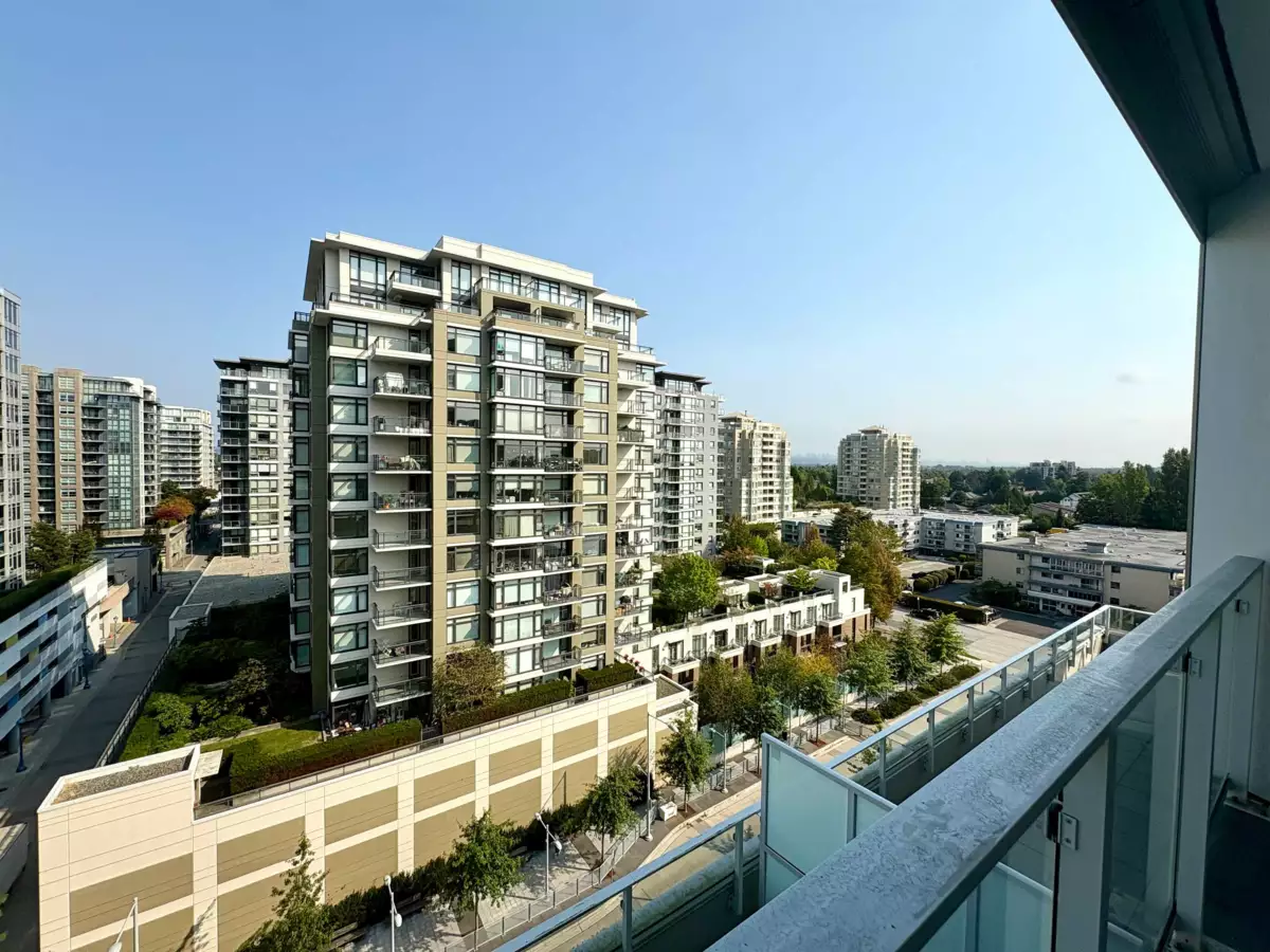 Loft / Bonus Room Photo of 1004 6328 No. 3 Road, Richmond, BC