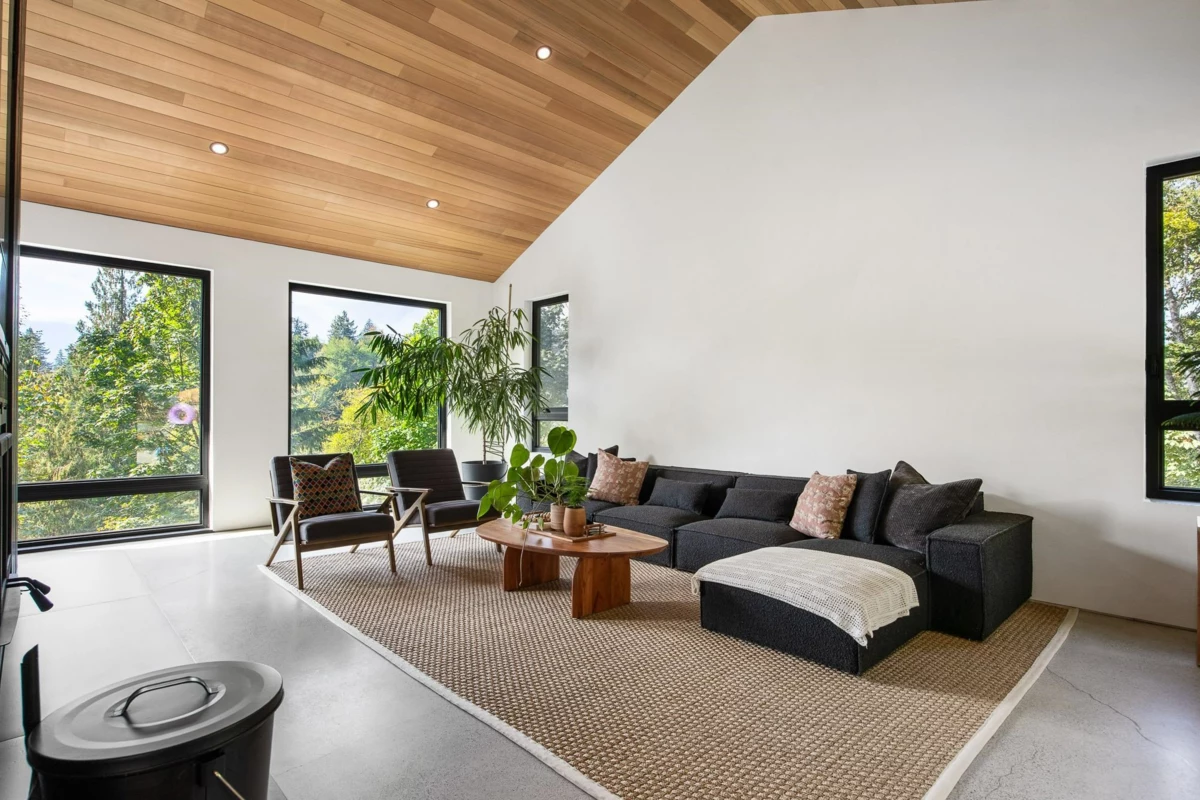 Guest Bathroom Photo of 48811 Elk View Road, Chilliwack, BC