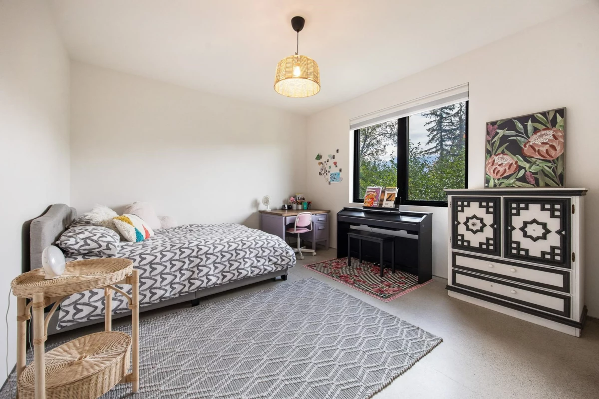 Hallway Photo of 48811 Elk View Road, Chilliwack, BC