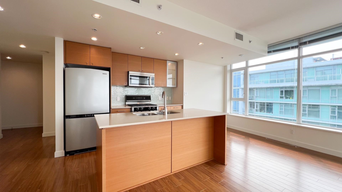 Bedroom 2 Photo of 1708 5900 Alderbridge Way, Richmond, BC