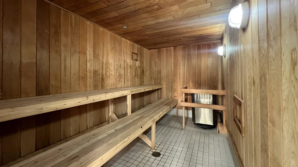 Entry Foyer Photo of 1708 5900 Alderbridge Way, Richmond, BC