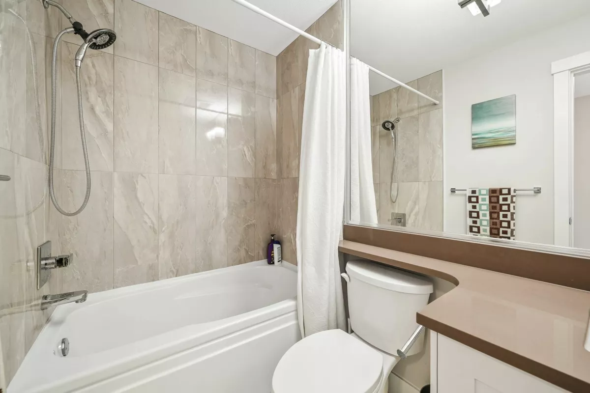 Guest Bathroom Photo of 32 6588 195a Street, Surrey, BC