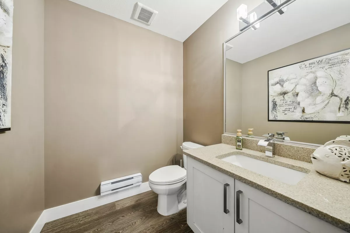 Primary Bathroom Photo of 32 6588 195a Street, Surrey, BC