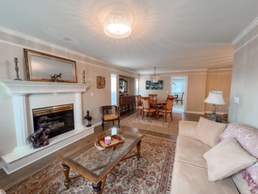 Breakfast Nook Photo of 13699 58a Avenue, Surrey, BC