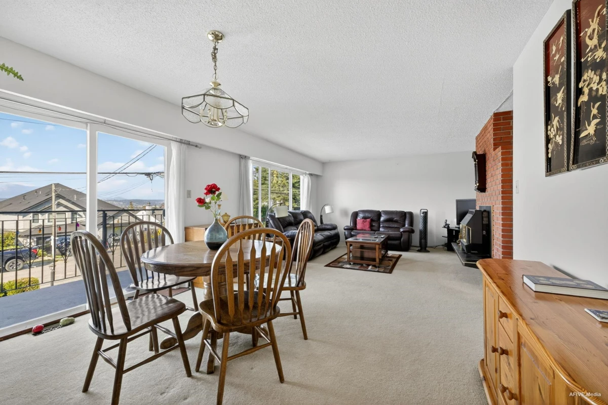 Primary Bedroom Photo of 11640 98a Avenue, Surrey, BC