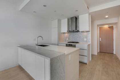 3106 6098 Station Street, Burnaby, BC, Burnaby — Apartment/Condo for sale