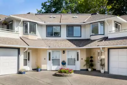 412 19645 64 Avenue, Langley, BC, Langley — Townhouse for sale