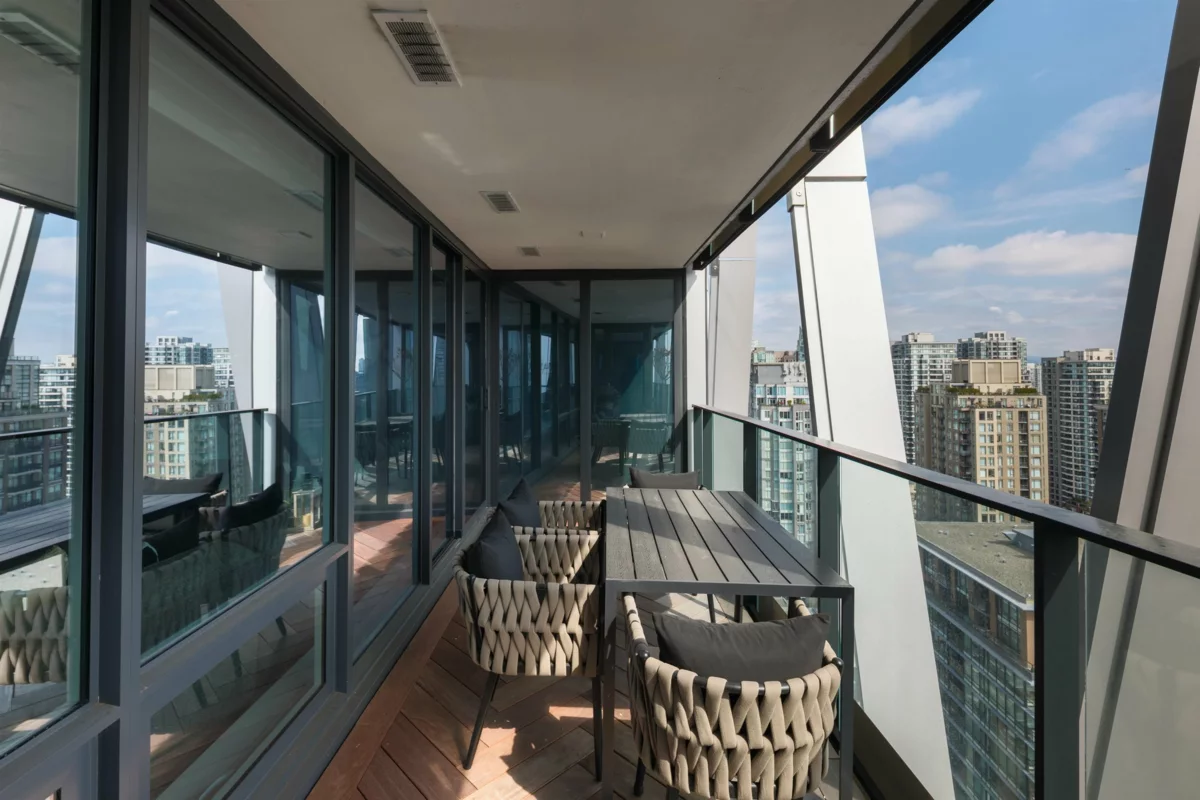 Front Yard Photo of 2504 1111 Richards Street, Vancouver, BC