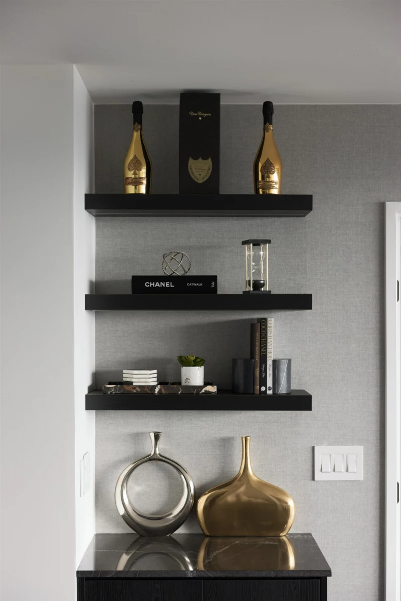 Kitchen Island Photo of 2504 1111 Richards Street, Vancouver, BC