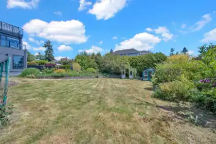 Aerial View of 1414 132b Street, White Rock, BC